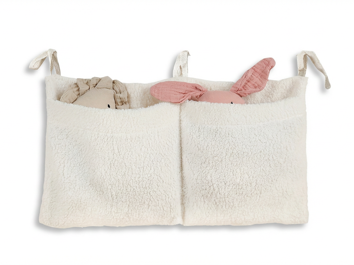 Teddy Fleece Double Pocket Bedside Hanging Storage- PLUSHIE FRIENDZ