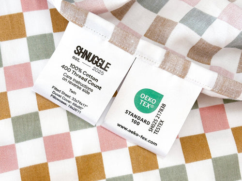 SHNUGGLE Toddler sheet + pillowcase- colorful checker